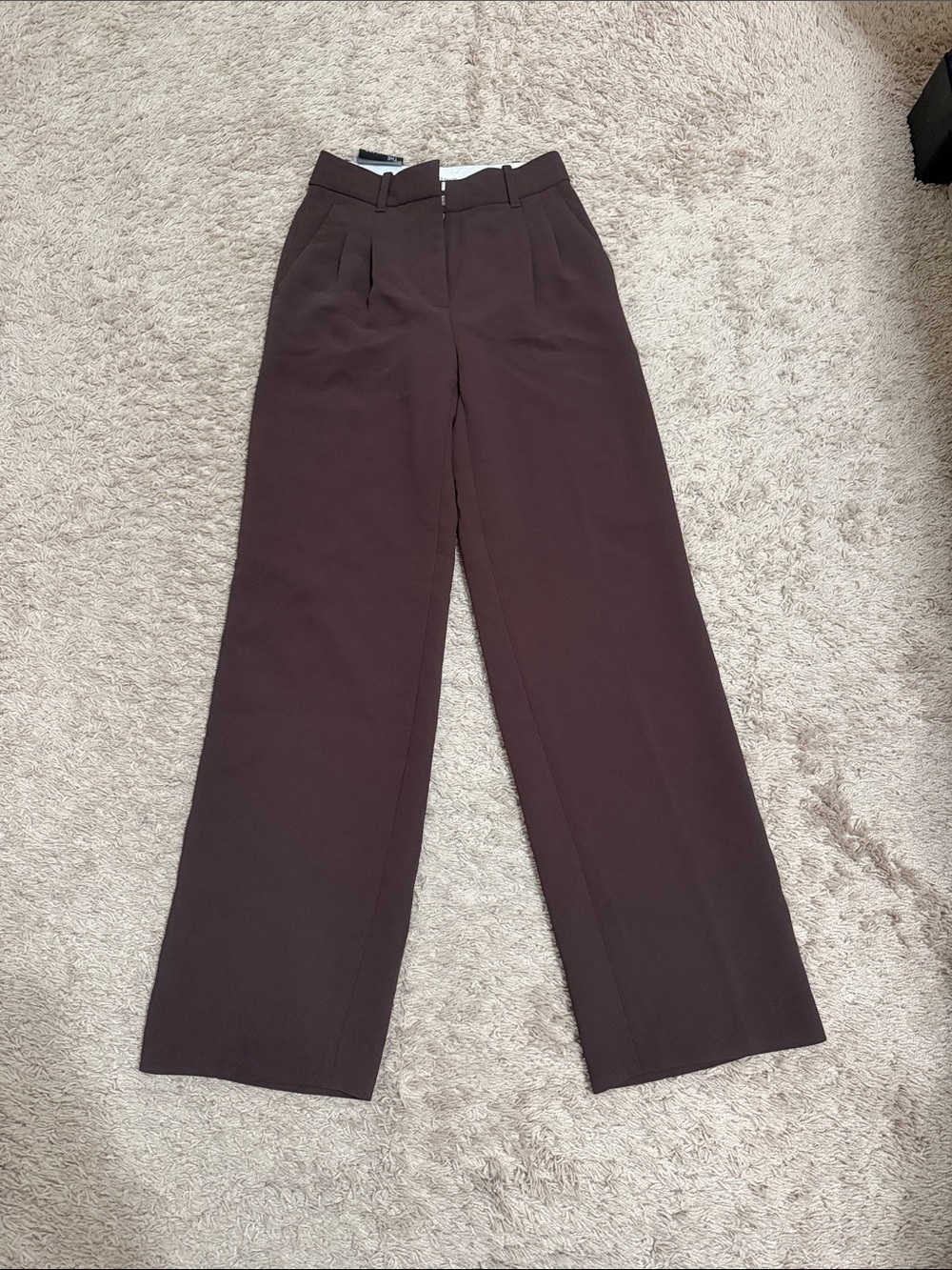 NWT - Aritzia effortless pant 00